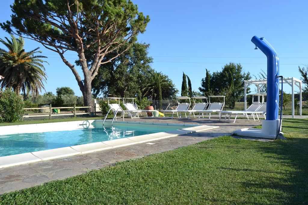 Agriturismo Beveraggio Appartamenti Марина-ді-Гроссето Екстер'єр фото