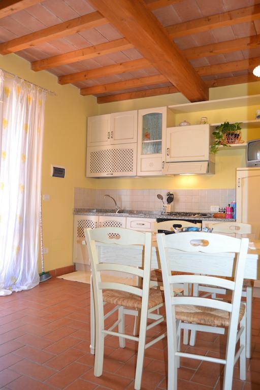 Agriturismo Beveraggio Appartamenti Марина-ді-Гроссето Номер фото