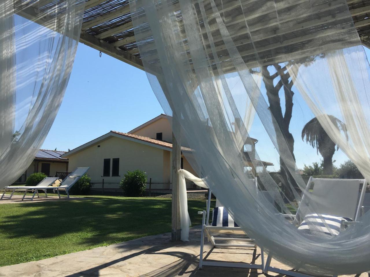Agriturismo Beveraggio Appartamenti Марина-ді-Гроссето Екстер'єр фото